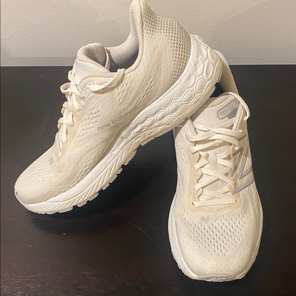 New Balance 880 Women's Running Shoes size 9.5